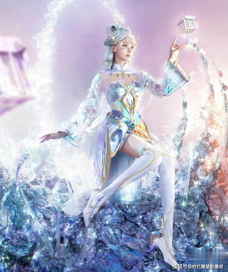 j9九游国际真人陈都灵 cos 女娲：绝美造型惊艳出圈